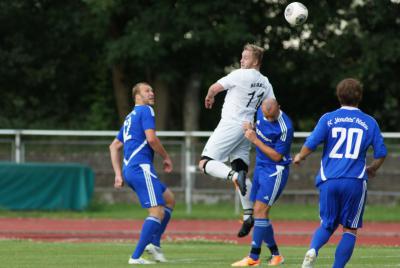 Foto des Albums: abgebrochenes Spiel Quelle Fürth - FC Vorwärts