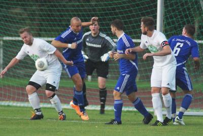 Foto des Albums: abgebrochenes Spiel Quelle Fürth - FC Vorwärts