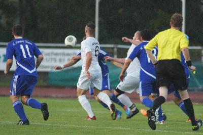 Foto des Albums: abgebrochenes Spiel Quelle Fürth - FC Vorwärts