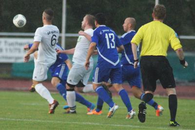 Foto des Albums: abgebrochenes Spiel Quelle Fürth - FC Vorwärts
