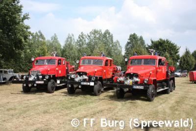 Dreimal TLF 15 auf G5 Fahrgestell 