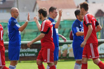 Foto des Albums: FC Vorwärts Röslau – TSV Nürnberg-Buch (1)
