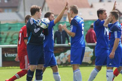 Foto des Albums: FC Vorwärts Röslau – TSV Nürnberg-Buch (1)