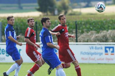 Foto des Albums: FC Vorwärts Röslau – TSV Nürnberg-Buch (1)