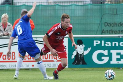Foto des Albums: FC Vorwärts Röslau – TSV Nürnberg-Buch (1)