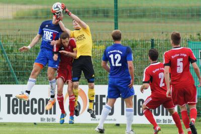 Foto des Albums: FC Vorwärts Röslau – TSV Nürnberg-Buch (1)