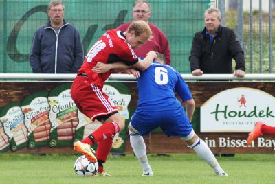 Foto des Albums: FC Vorwärts Röslau – TSV Nürnberg-Buch (2)