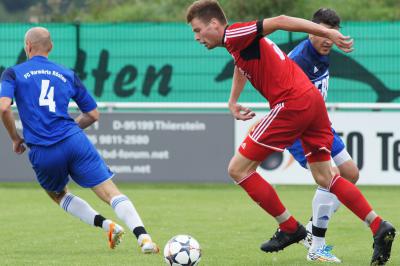 Foto des Albums: FC Vorwärts Röslau – TSV Nürnberg-Buch (2)