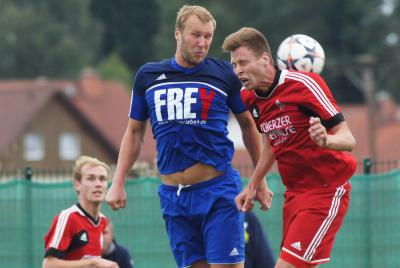 Foto des Albums: FC Vorwärts Röslau – TSV Nürnberg-Buch (2)