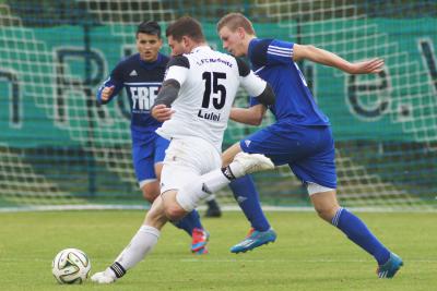 Foto des Albums: FC Vorwärts - 1. FC Redwitz (2)