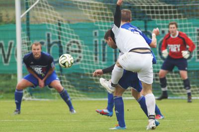 Foto des Albums: FC Vorwärts - 1. FC Redwitz (2)