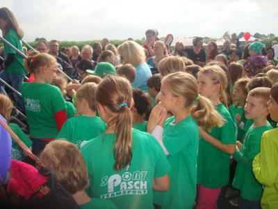 Foto des Albums: Auftritt mit der SingPause auf dem Familienfest (Dycker Feld)