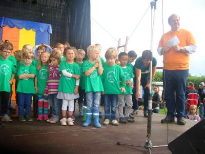 Foto des Albums: Auftritt mit der SingPause auf dem Familienfest (Dycker Feld)