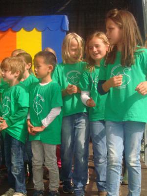 Foto des Albums: Auftritt mit der SingPause auf dem Familienfest (Dycker Feld)
