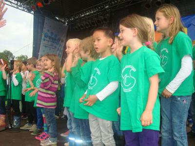 Foto des Albums: Auftritt mit der SingPause auf dem Familienfest (Dycker Feld)