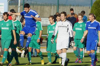 Foto des Albums: FC Vorwärts Röslau – ASV Veitsbronn-Siegelsdorf (1)