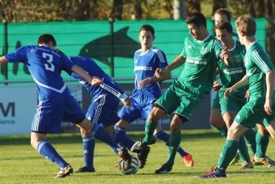 Foto des Albums: FC Vorwärts Röslau – ASV Veitsbronn-Siegelsdorf (2)