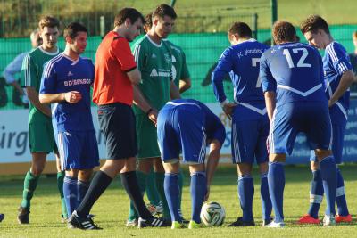 Foto des Albums: FC Vorwärts Röslau – ASV Veitsbronn-Siegelsdorf (2)
