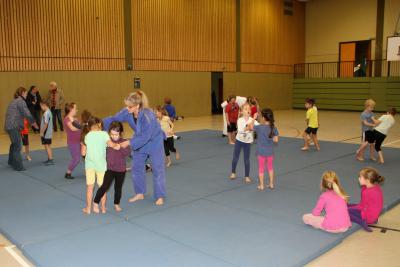 Fotoalbum Tag des Judo in der Grundschule Herdorf
