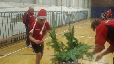 Foto des Albums: Weihnachts - Spiele, 17.12.2014 (17.​12.​2014)