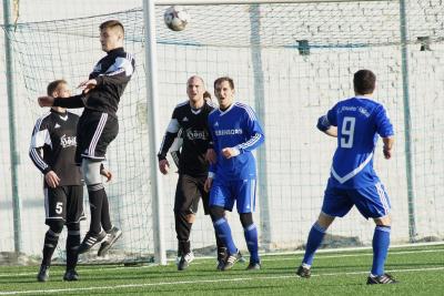 Foto des Albums: Testspiel gegen Mitterteich (1)