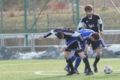 Foto des Albums: Testspiel gegen Mitterteich (2)