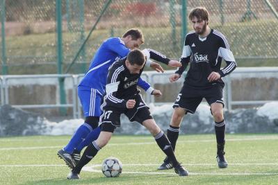 Foto des Albums: Testspiel gegen Mitterteich (2)