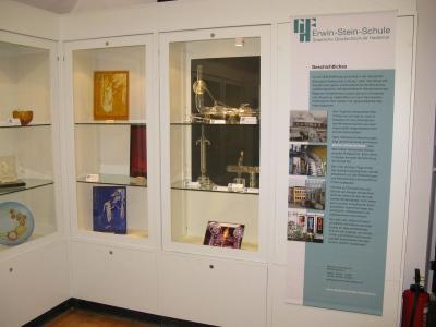 Foto des Albums: Ausstellung Glas-Kunst-Handwerk Glasfachschule Hadamar