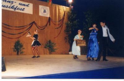 Foto des Albums: Rückblicke vom 8. Kindertanzfest 2001 in Dorndorf (20.06.2001)