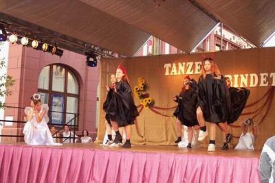 Foto des Albums: Tanz – & Musikfest in Bad Salzungen (20.06.2003)