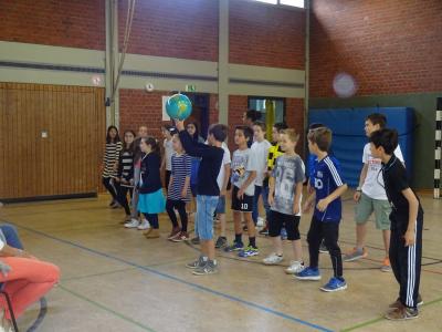 Auftritt der 4b 