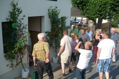 Zur Einweihung waren die beteiligten Gewerke und Sponsoren unseres Vereins geladen.  (Bild vergr&ouml;&szlig;ern)