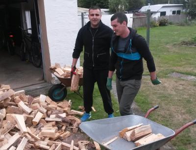 Foto des Albums: Hilfe beim Holz