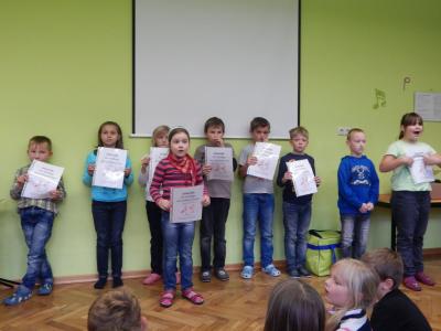 Foto des Albums: Schülerversammlung mit Altstoffauswertung