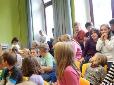 Foto des Albums: Schülerversammlung mit Altstoffauswertung