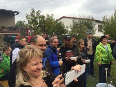 Foto des Albums: Kirmes in Teichel 24. - 25.10.2015