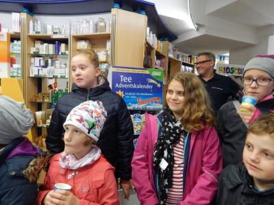 Foto des Albums: Kalendervorstellung mit Spendenübergabe durch Marktapotheke