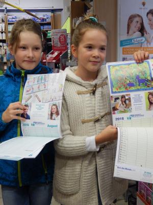 Foto des Albums: Kalendervorstellung mit Spendenübergabe durch Marktapotheke