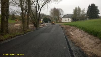 Ansicht der Br&uuml;ckenbaustelle Richtung Heukewalde (Foto: Gemeinde) 
