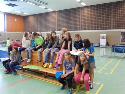 Foto des Albums: Ping- Pong -Tischtenniscup der Klassen 3 und 4 in Nenndorf (22.01.2016)