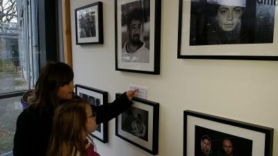 Foto des Albums: Ausstellungsbesuch im Rathaus: Unsere neuen Nachbarn