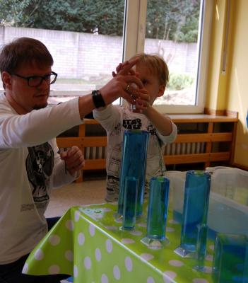 Foto des Albums: Vater-Kind Workshop Wasserexperimente