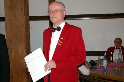 Alfred Wimber wurde f&uuml;r 60 Jahre singen in Chorverband geehrt. 