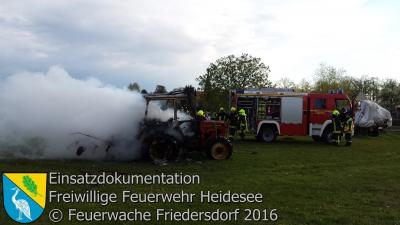 Vorschaubild: Einsatz 14/2016 | Traktor in Vollbrand | Friedersdorf Wilhelmstraße