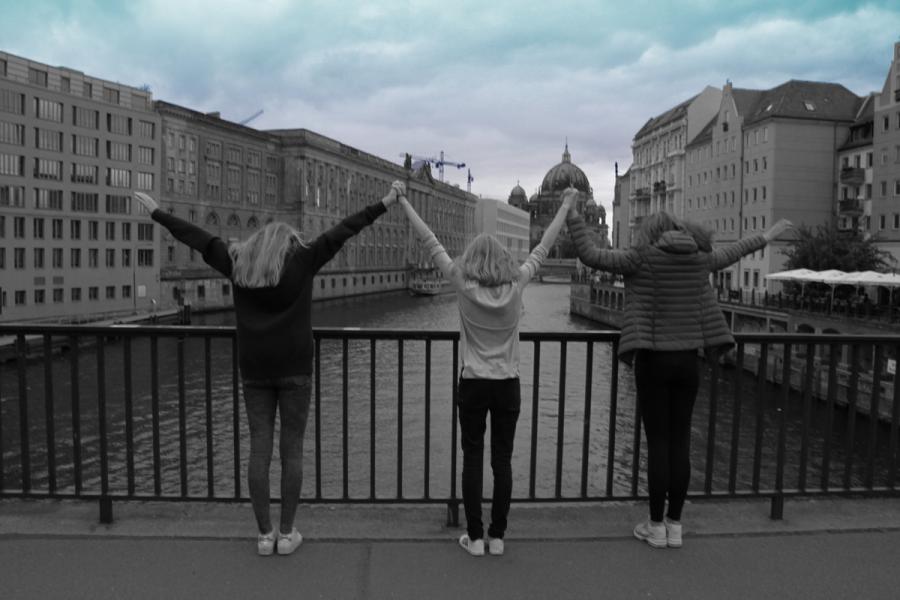 Bild: Berlin Freiheit, Leonie und Laura