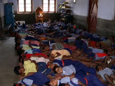 Vorschaubild: Chatterhat Kinder im Schlafsaal