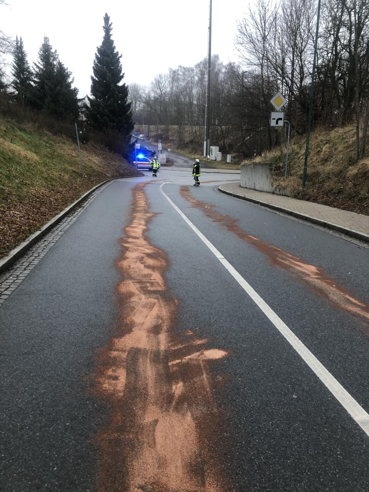 Foto der Galerie: Technische Hilfe: Ölspur