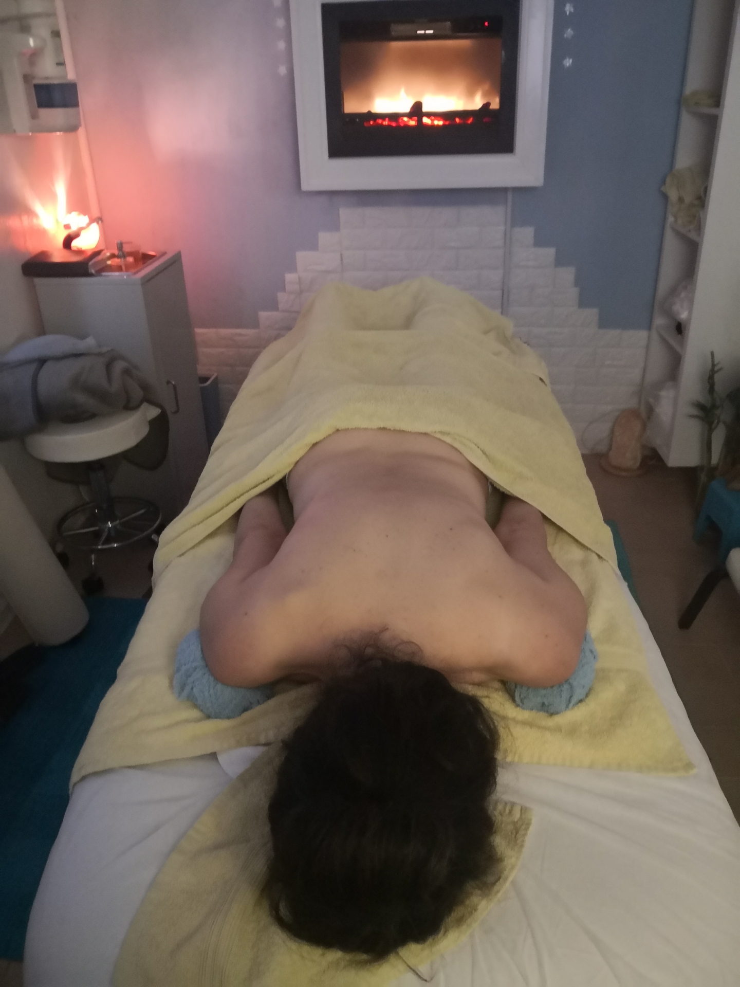 R&uuml;ckenmassage in meinem Massageraum 