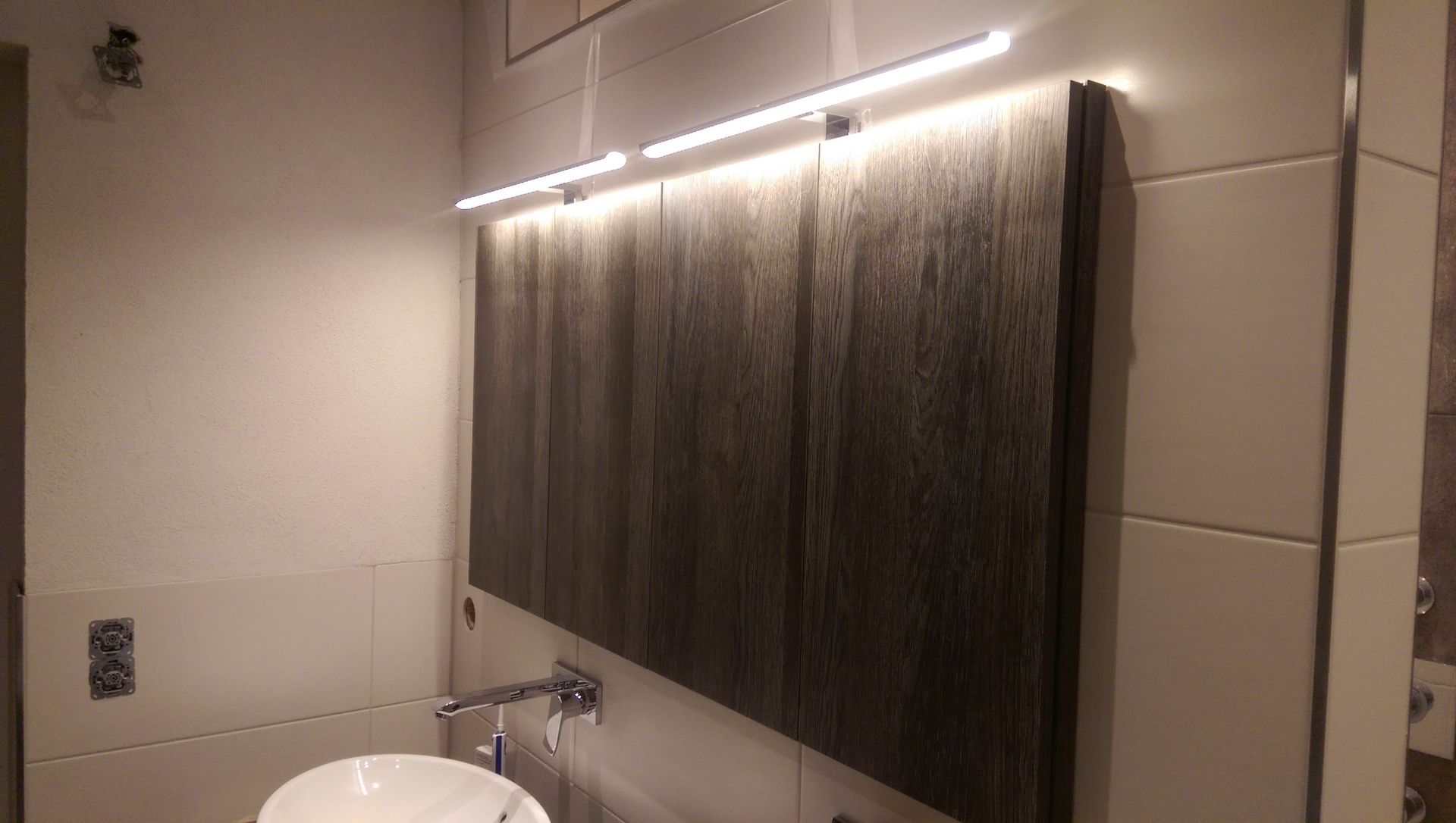 Bild: Badschrank_1