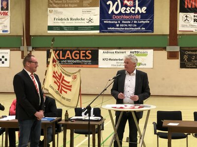Vorschaubild: Mitgliederversammlung 2022 - Andreas Winkler (scheidender 1. Vorsitzender), Eckhard Meyer (neuer 1. Vorsitzender)